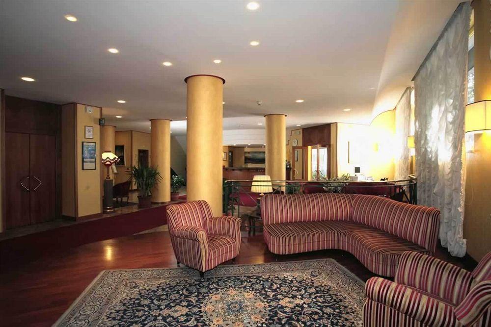 Hotel De Paris Терни Экстерьер фото